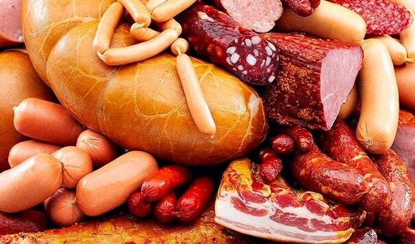 Les saucisses comme produit nocif pour la puissance